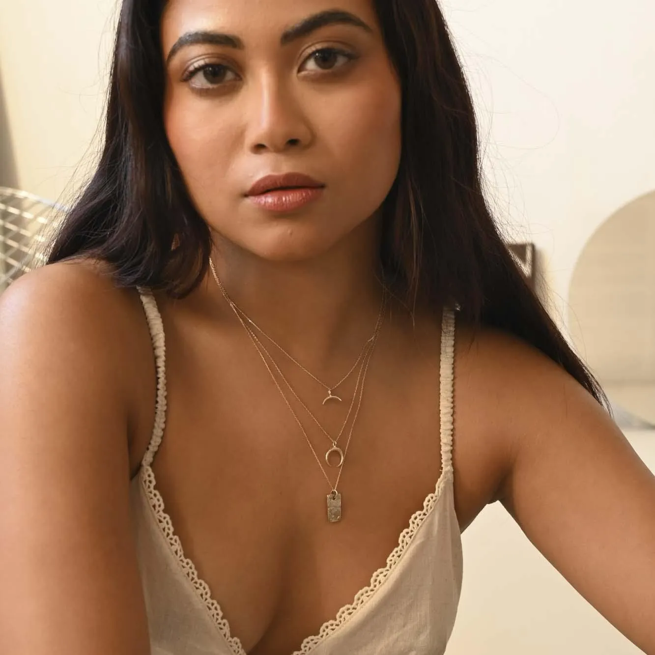 9ct Gold Personalised Raw Rectangle Pendant Necklace - Image 3