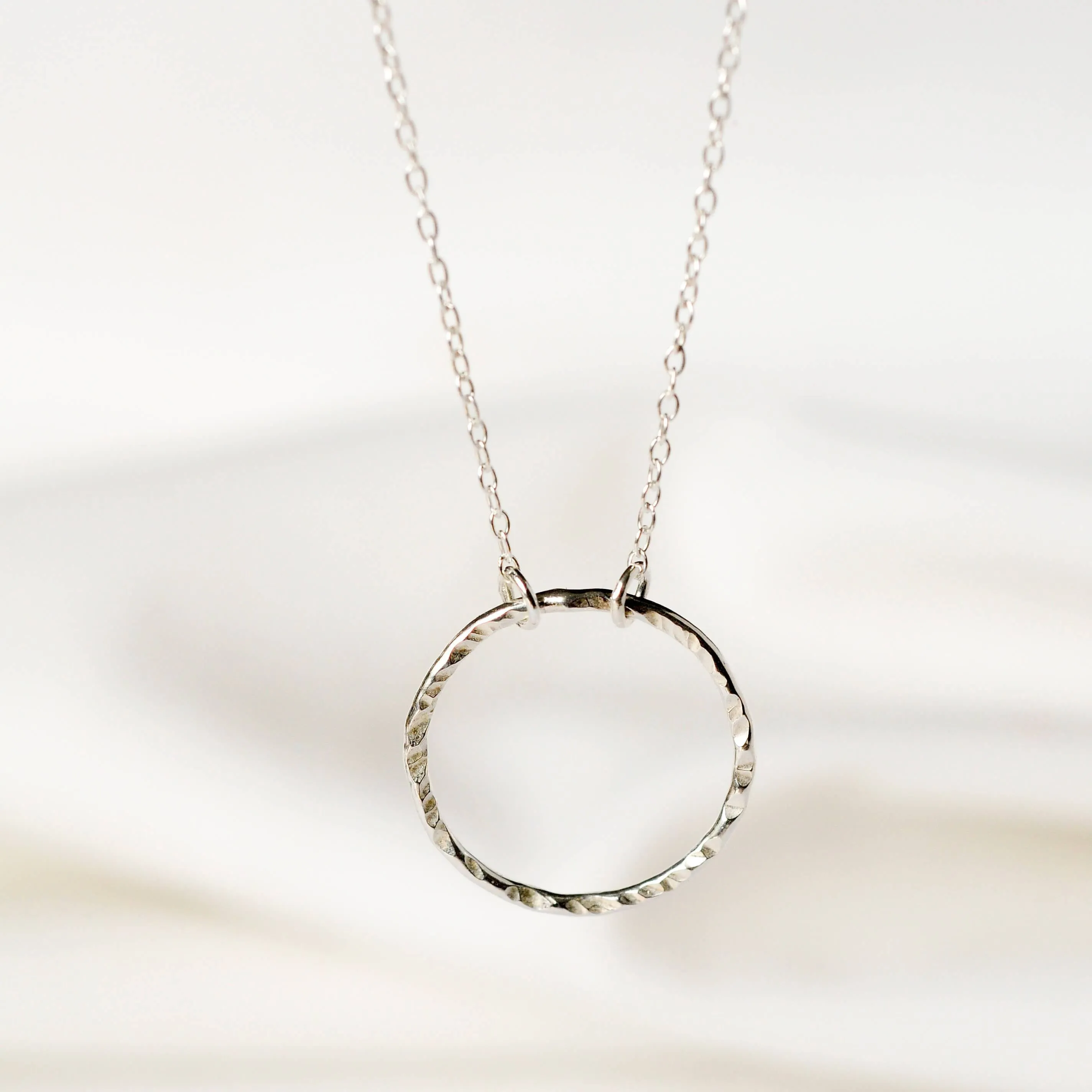 Silver Open Hammered Circle Pendant Necklace - Image 3