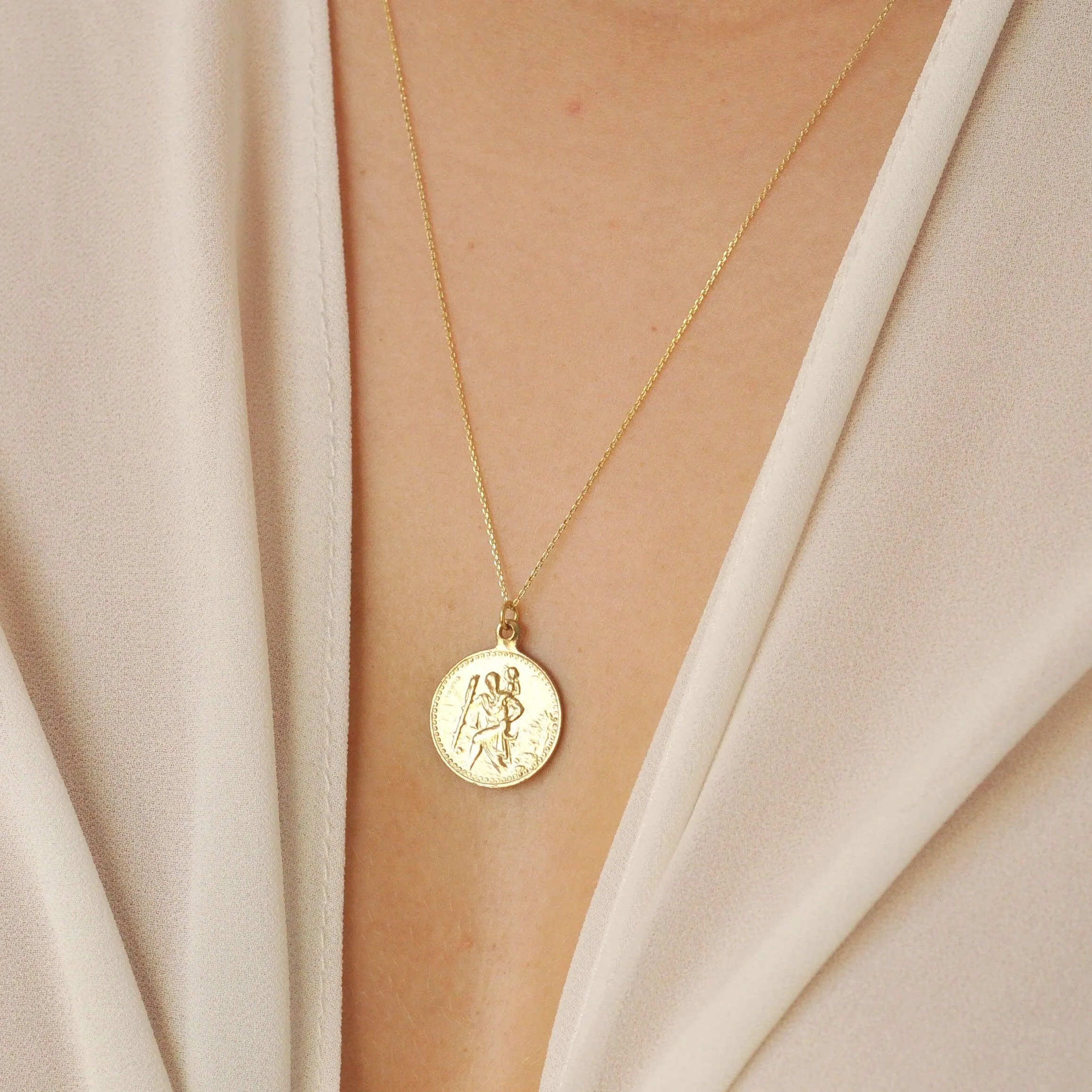9ct Gold Personalised Saint Christopher Medallion Necklace - Image 3