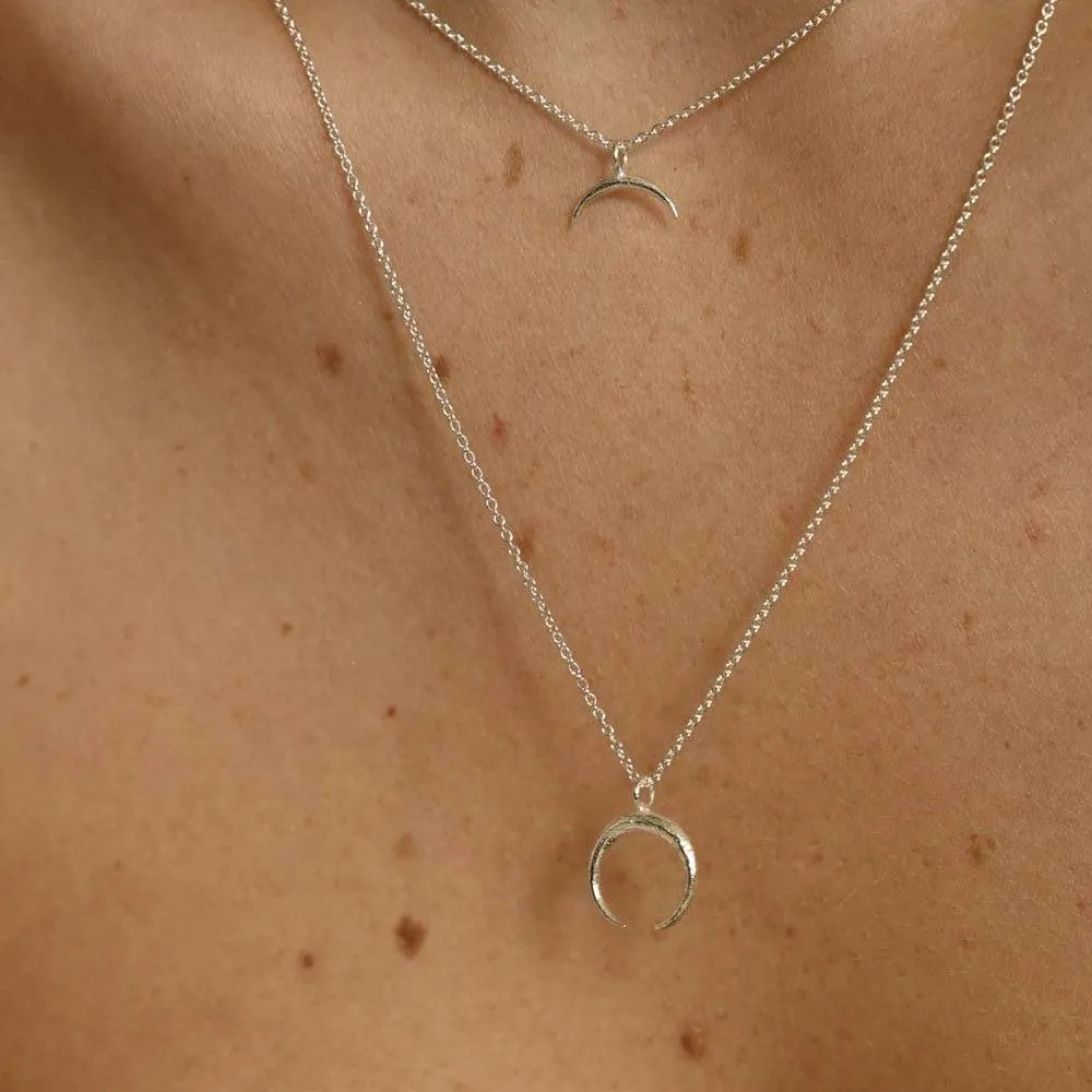 Silver Dainty Eclipse Pendant Necklace - Image 7